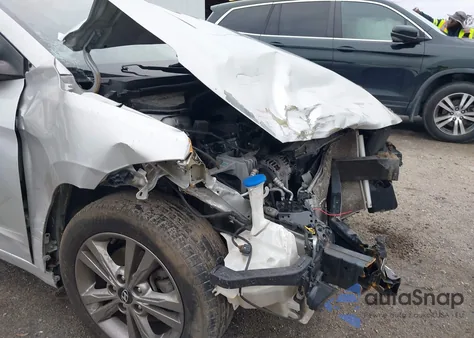 2018 Hyundai Elantra Sel z USA, uszkodzony, nr VIN 5NPD84LF0JH320960